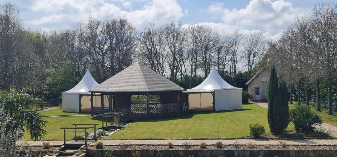 Le Manoir Des Marronniers Hotel Sully  Exterior foto